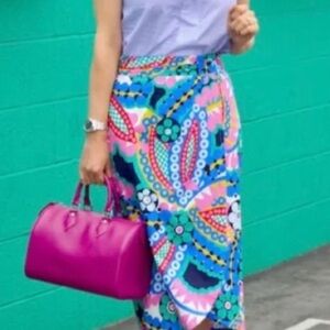 Green blue white pink black